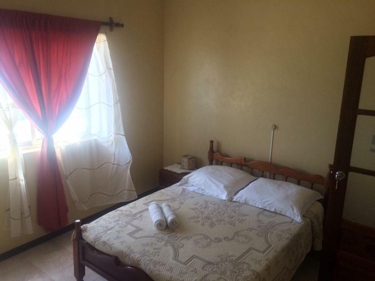 Sissi'S B&B Понта-до-Соль Екстер'єр фото